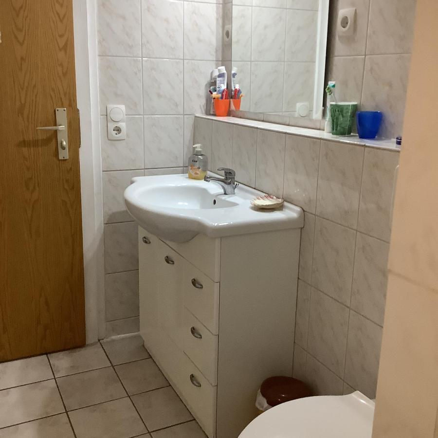 Gemuetliches Zimmer Im Seterant/Untergeschoss Essen Extérieur photo